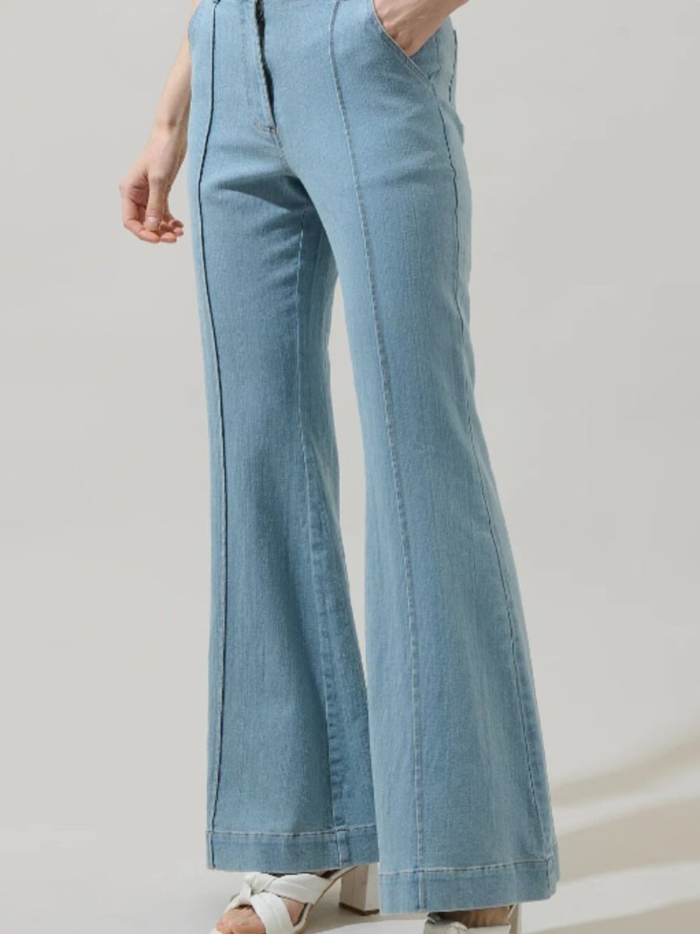 Carlie  Flare Sugarlips  Denim  Pants Size Small